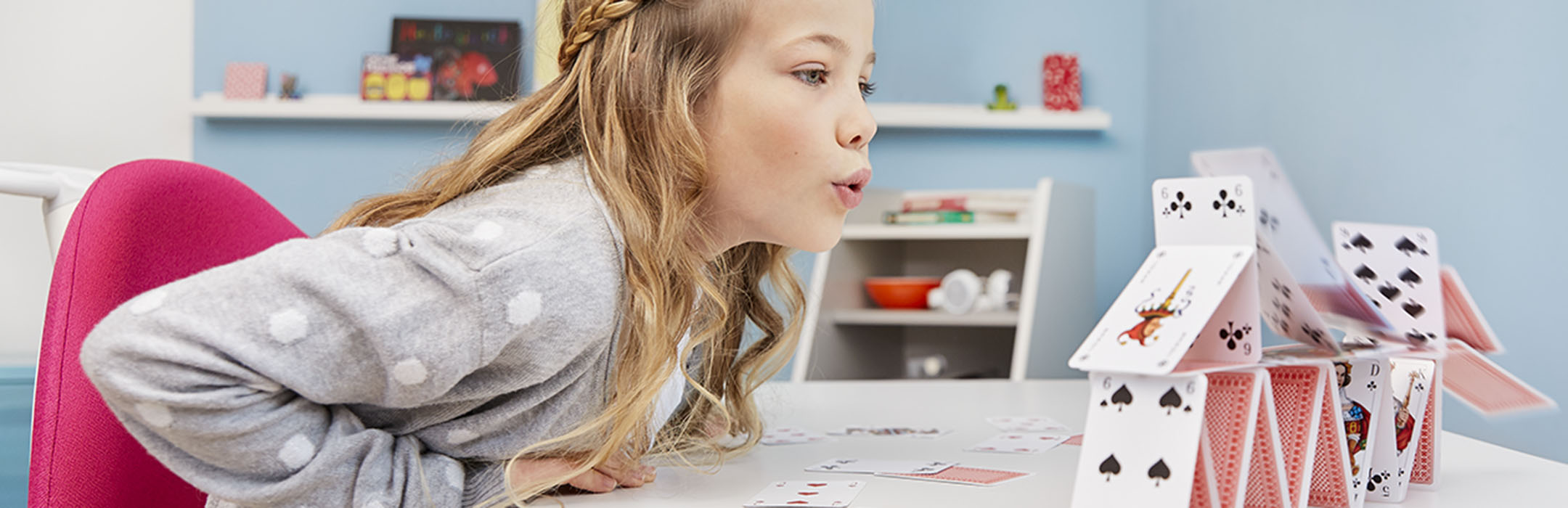 mitwachsende Kindermöbel von moll kinderschreibtische kinderdrehstühle höhenverstellbar neigbar made in germany